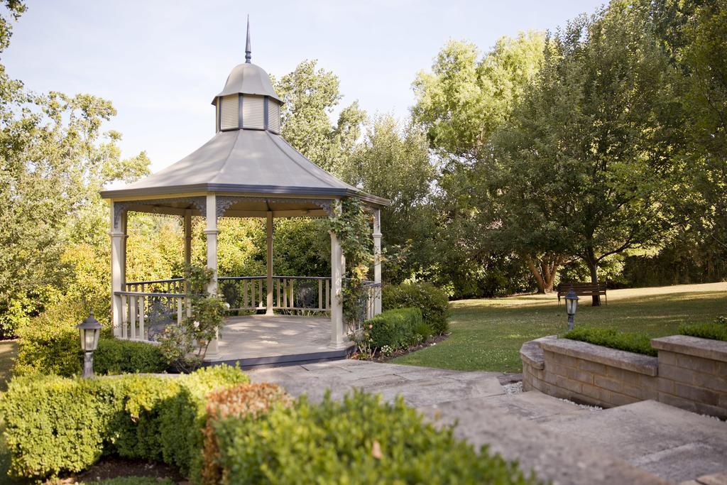 เป็ปเปอร์ เมเนอร์ เฮ้าส์ Hotel Sutton Forest ภายนอก รูปภาพ